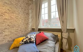 Plaza Room At Old Town Gdansk